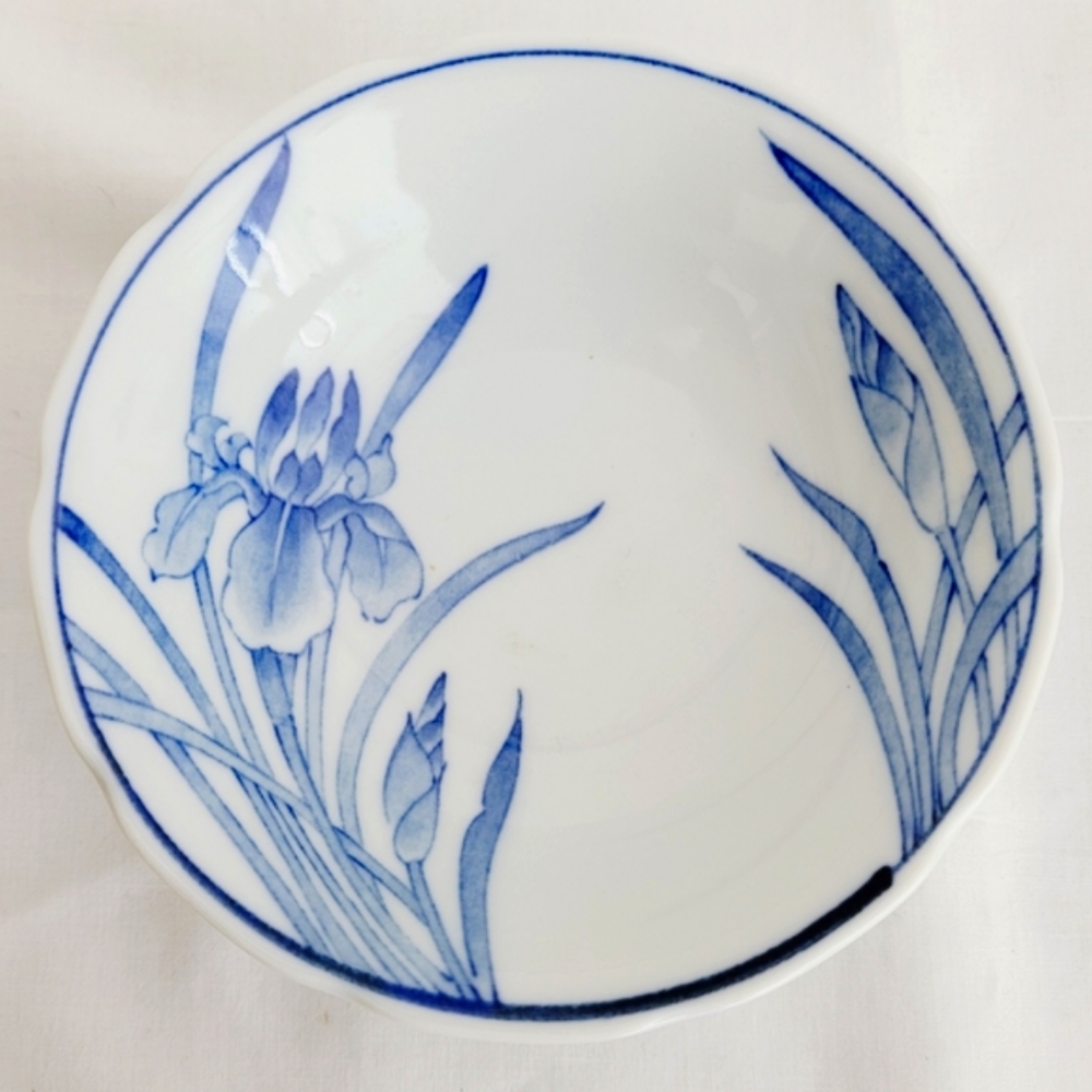 Japanese Asian dish bowl Vintage signed